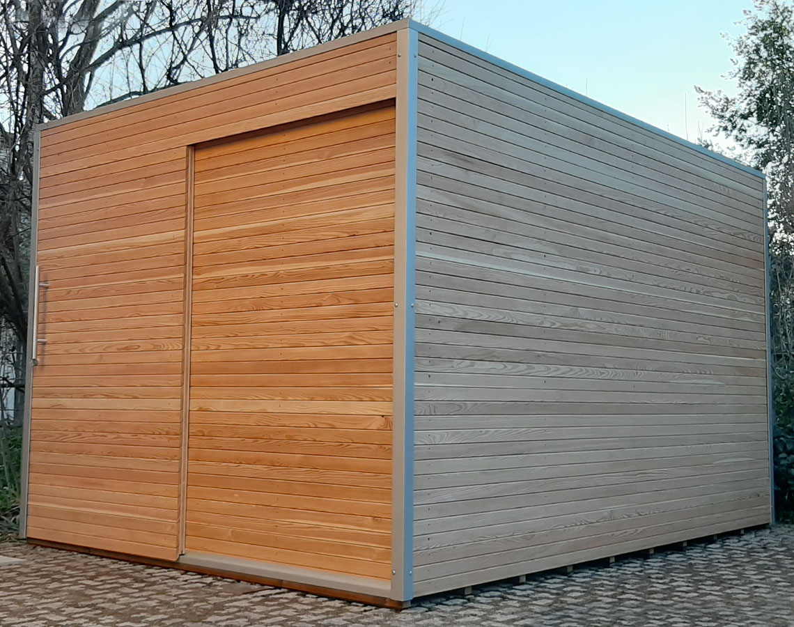 casetta in legno moderna per giardino