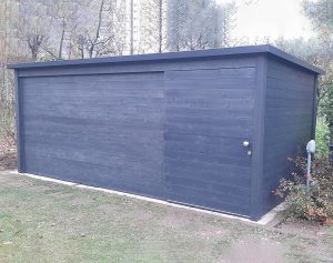 casetta in legno moderna color antracite per giardino